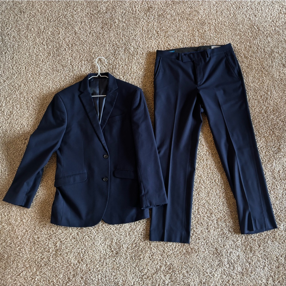 Kenneth Cole Reaction Navy Blue Suit.